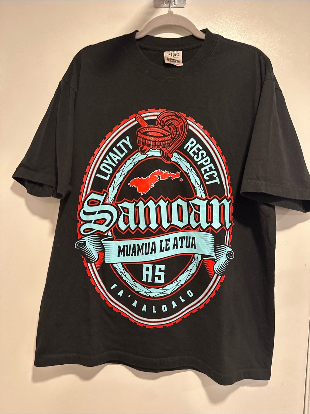 NWOT Shaka Wear Streetwear Sz:XL Samoan Loyalty Respect heavyweight graphic tee.